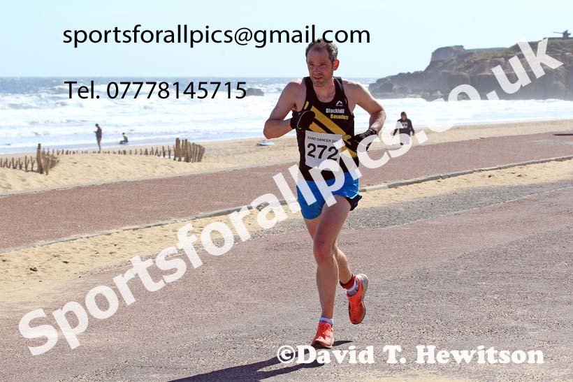 2022 Sand Dancer 10k, South Shields.  Photo: David T. Hewitson/Sports for All Pics